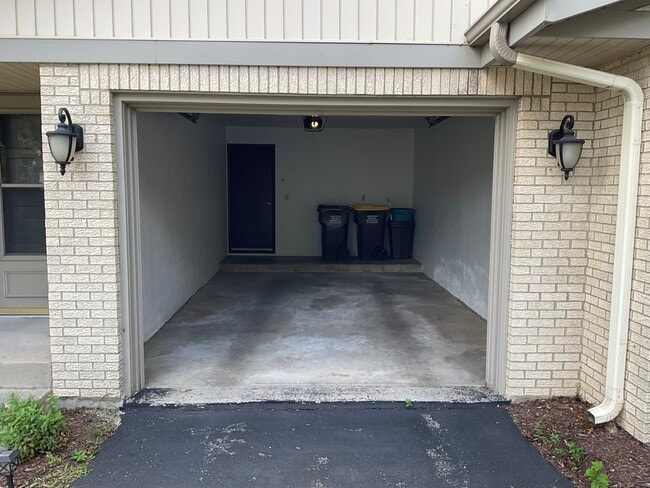 419 Peachtree Cir, Unit Peachtree in Loves Park, IL - Building Photo - Building Photo