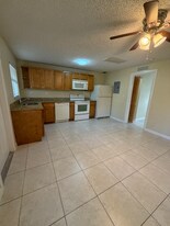 700 SW 15th Ave in Fort Lauderdale, FL - Building Photo