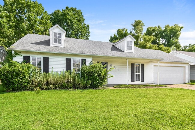 property at 2622 Waverly Dr