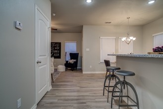 West End Townhomes in Lubbock, TX - Building Photo - Interior Photo