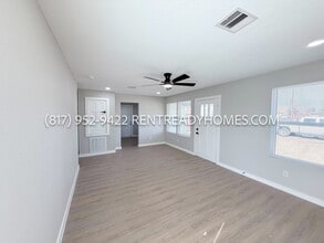 1506 Eastway St in Galena Park, TX - Building Photo - Building Photo