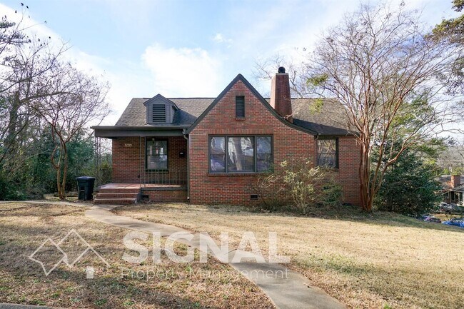 property at 8444 5th Ave S