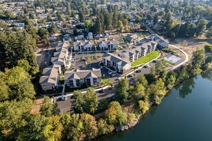 The Banks in Albany, OR - Building Photo