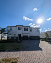 6831 Cobia Cir in Boynton Beach, FL - Building Photo
