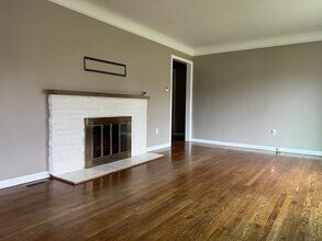 743 Lander Rd in Highland Heights, OH - Building Photo - Building Photo