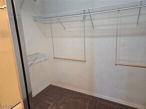 5196 Alfingo St in Las Vegas, NV - Building Photo - Building Photo