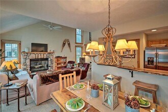 346 Hemlock Ln in Tannersville, PA - Building Photo - Building Photo