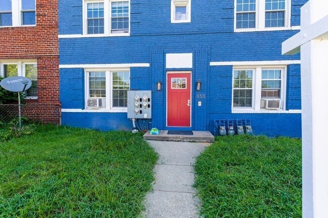 property at 855 19th St NE