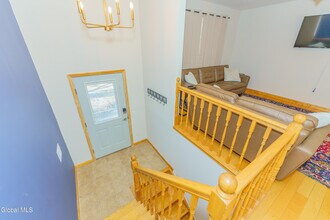 51 Vanderbilt Ave in Saratoga Springs, NY - Building Photo - Building Photo