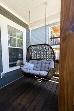 1056A Zophi St in Nashville, TN - Building Photo - Building Photo