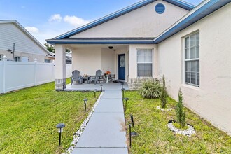7830 Myrtle Oak Ln in Kissimmee, FL - Building Photo - Building Photo