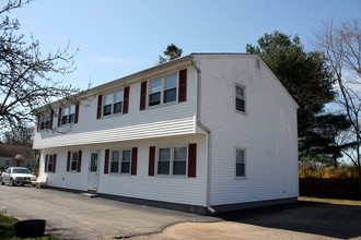 50 Vista Dr in East Haven, CT - Building Photo - Building Photo