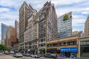 214 W 30th St in New York, NY - Building Photo
