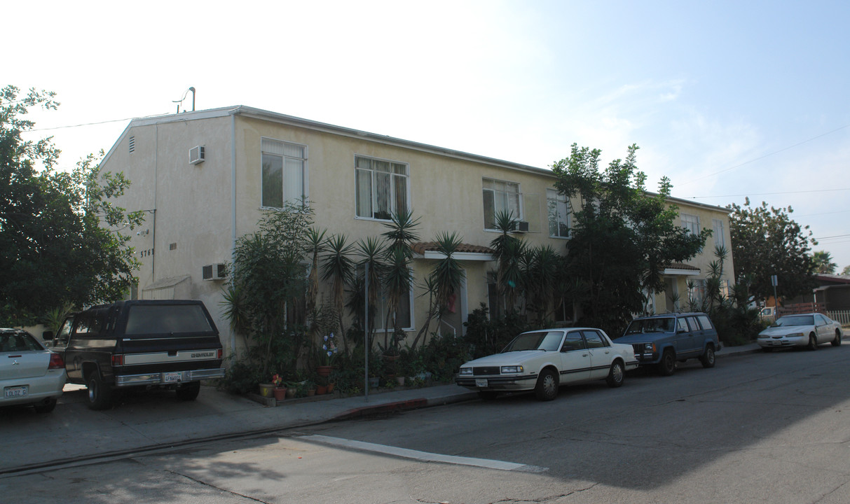 5761 Fair Ave in North Hollywood, CA - Building Photo