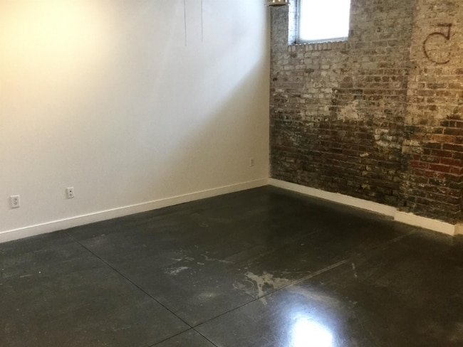302 Goshen St in Richmond, VA - Building Photo - Building Photo
