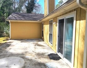 2228 N Woods Ct in Marietta, GA - Foto de edificio - Building Photo
