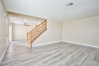 3966 Starfield Ln in Las Vegas, NV - Building Photo - Building Photo