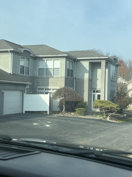 6505 Saint Andrews Dr, Unit Saint Andrews in Canfield, OH - Foto de edificio