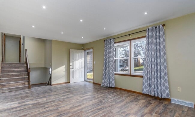 property at 404 Elm Tree Dr