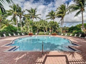 7458 Sarentino Ln in Boynton Beach, FL - Building Photo - Building Photo