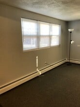 650 Admiral St, Unit 2 in Providence, RI - Building Photo - Building Photo
