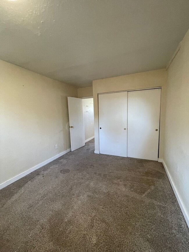 1529 Oak St in Paso Robles, CA - Building Photo - Building Photo