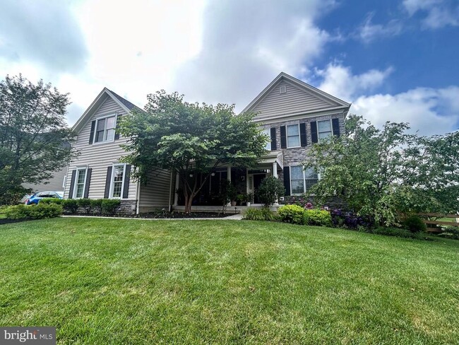property at 3940 Powell Rd