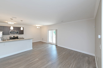 Washington Place Apartments in North Easton, MA - Building Photo - Interior Photo