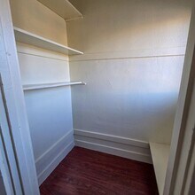 5125 Bancroft Ave in Oakland, CA - Building Photo - Building Photo