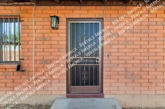 425 W 26th St in Tucson, AZ - Building Photo - Building Photo