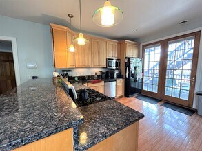 5935 Walnut St in Pittsburgh, PA - Building Photo - Building Photo