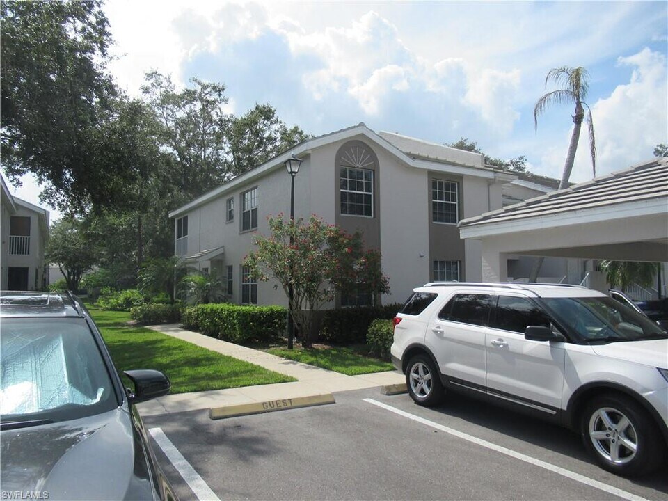 3740 Fieldstone Blvd-Unit -101 in Naples, FL - Building Photo