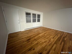 43 Hiltbrand Rd in Bristol, CT - Building Photo - Building Photo