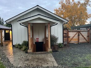 1298 Beach Ave in Marysville, WA - Building Photo - Building Photo