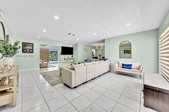 8830 NW 3rd St in Pembroke Pines, FL - Building Photo - Building Photo