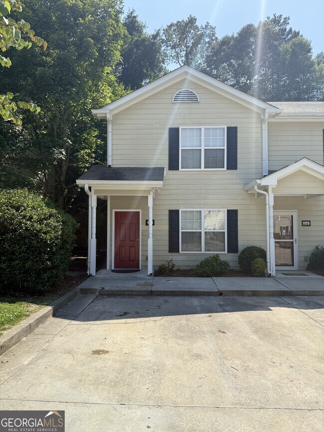 1171 Riverside Terrace in Gainesville, GA - Foto de edificio - Building Photo