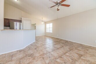 4349 Presto Cir in Grand Prairie, TX - Foto de edificio - Building Photo