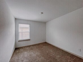 8015 Black Forest Ln in Arcola, TX - Building Photo - Building Photo