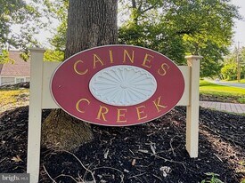 145 Roskeen Ct in Phoenixville, PA - Building Photo