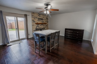 6852 Younger Dr in The Colony, TX - Building Photo - Building Photo