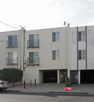 662 Villa St Apartments