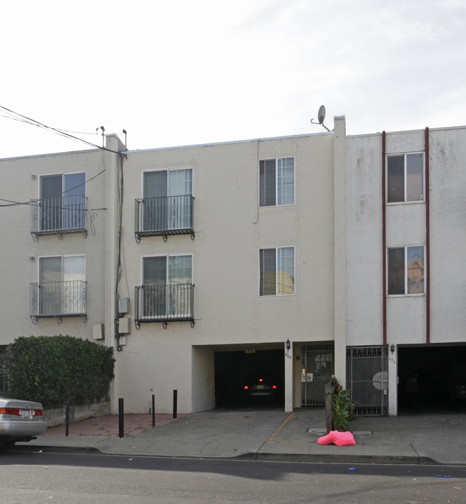 662 Villa St in Daly City, CA - Building Photo