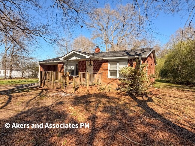 104 Jackson Rd in Simpsonville, SC - Building Photo - Building Photo