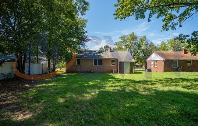 1122 Fiske St in Durham, NC - Building Photo - Building Photo