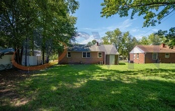 1122 Fiske St in Durham, NC - Building Photo - Building Photo