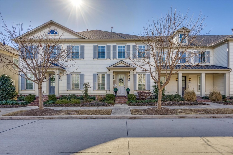 1132 Moonstone St in Carrollton, TX - Building Photo
