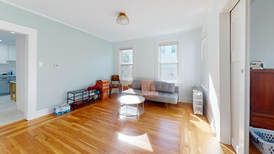 815 State St, Unit 3 in New Haven, CT - Building Photo - Building Photo
