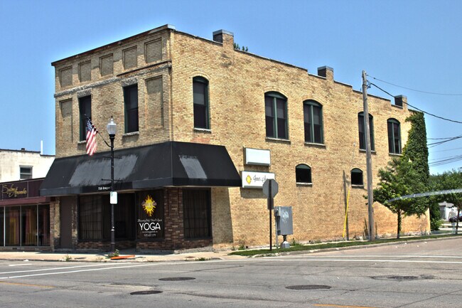 property at 716 Oregon St