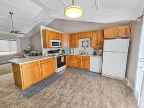 13655 240th Ave in Orleans, IA - Building Photo - Building Photo