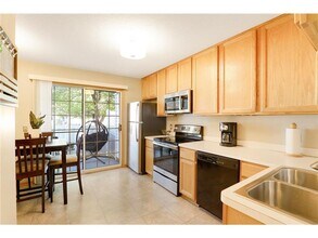 9045 Terra Verde Trail in Eden Prairie, MN - Building Photo - Building Photo